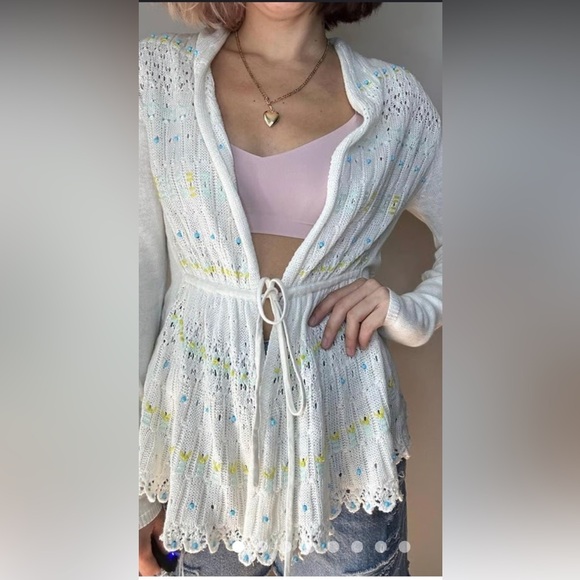 Moth by Anthropologie Lazuli Linen blended Crochet Embroidered Tie Front Cardi - Picture 4 of 15